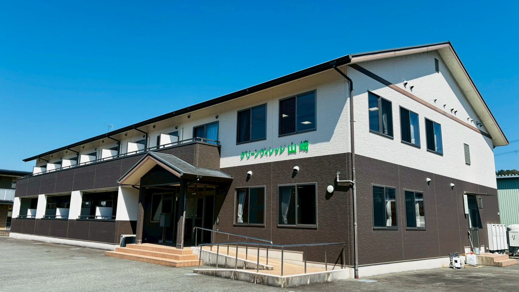 グリーンヴィレッジ山崎 外観